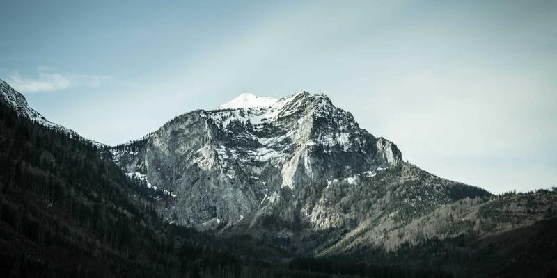 潍坊跨海跨河大桥全生命周期健康监测与安全测绘：GIS技术与土地调查的关键作用
